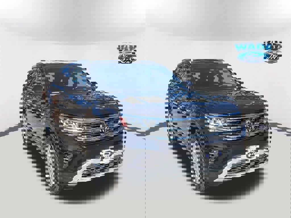 Used 2020 Volkswagen Atlas Cross Sport SE w/ Panoramic Sunroof Package image 3