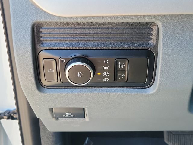 Certified 2025 Ford F250 XLT AWD/4WD image 23