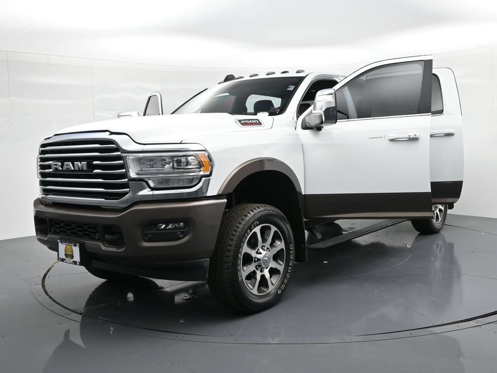 Used 2024 RAM 2500 Limited w/ Towing Technology Group AWD/4WD image 39
