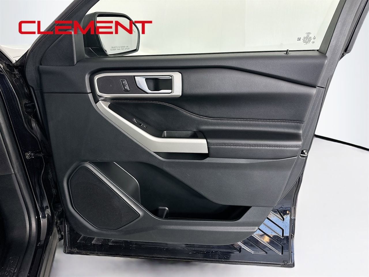 Certified 2022 Ford Explorer XLT w/ Equipment Group 202A image 36