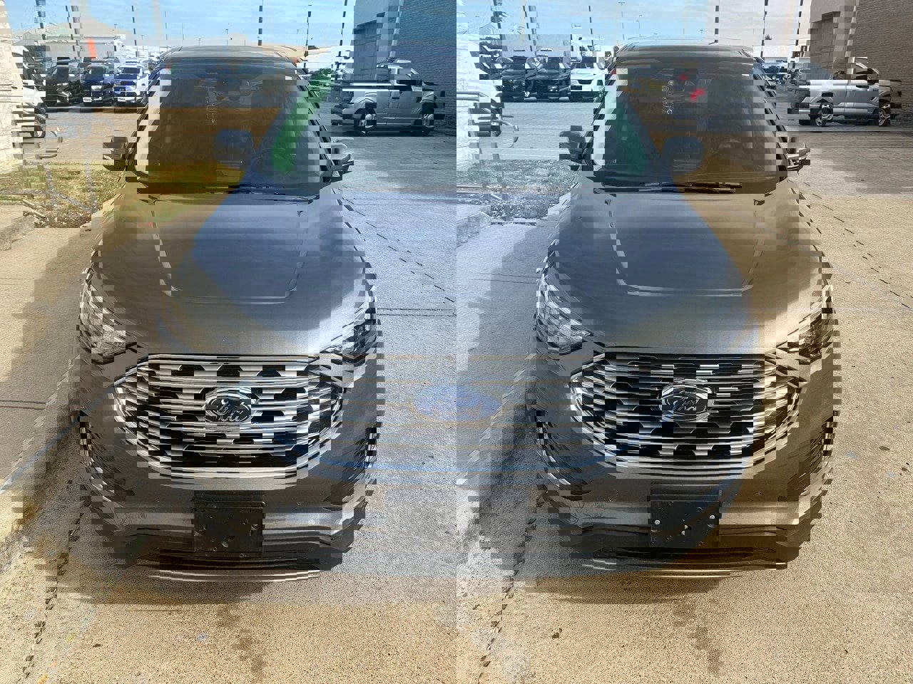 Certified 2024 Ford Edge Titanium image 2
