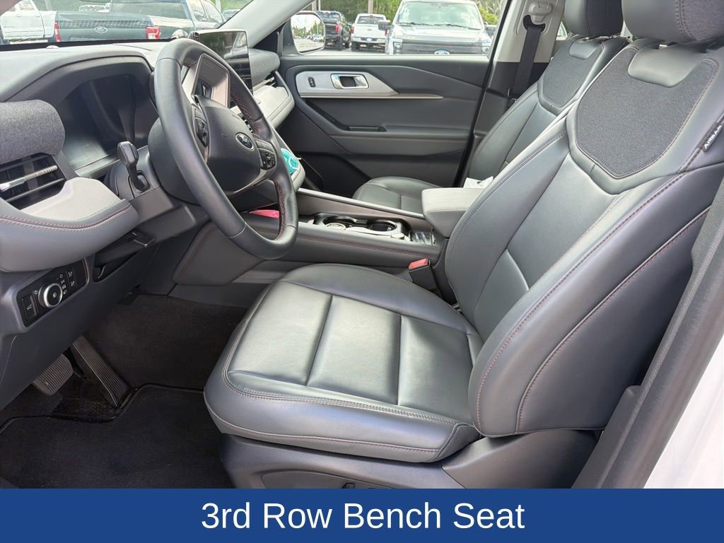 Certified 2025 Ford Explorer Active w/ Active Comfort Package image 4