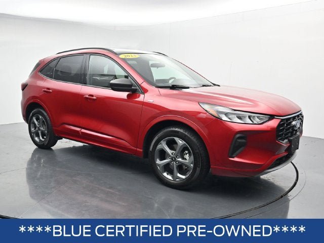 Certified 2023 Ford Escape ST-Line w/ Tech Pack #1 AWD/4WD image 2