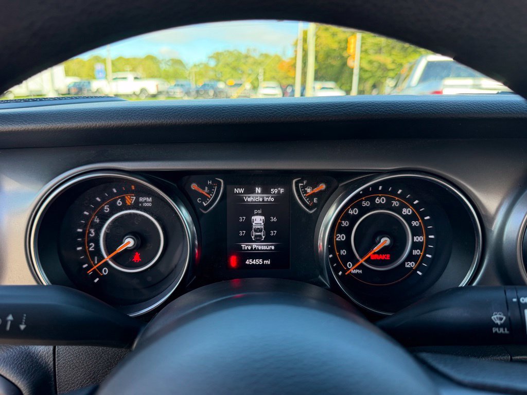 Used 2021 Jeep Wrangler Sport AWD/4WD image 10