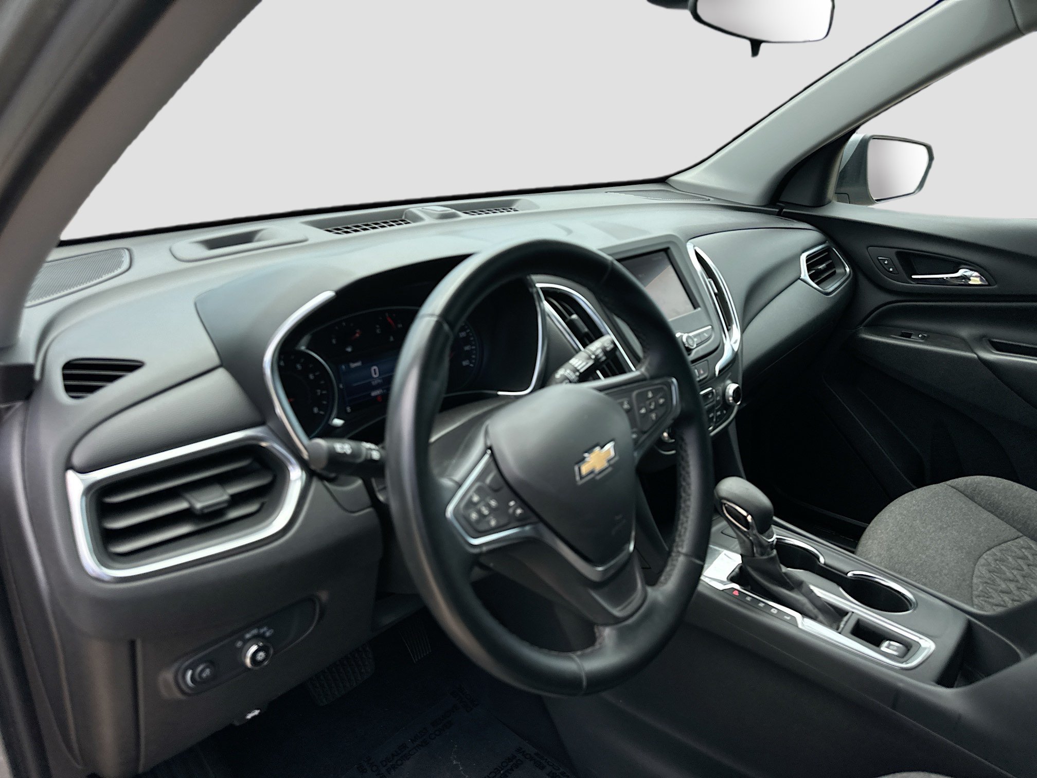 Used 2024 Chevrolet Equinox LT FWD image 9