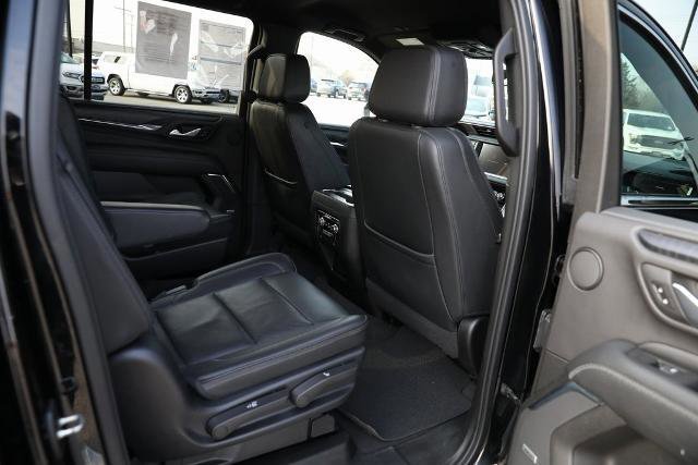 Used 2022 GMC Yukon XL Denali image 39