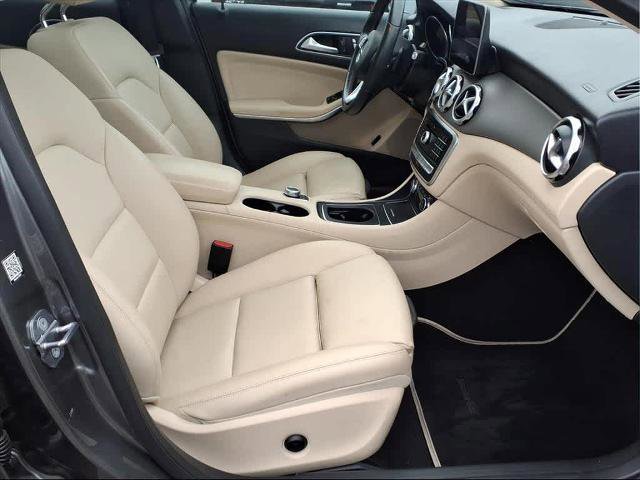 Used 2019 Mercedes-Benz GLA 250 4MATIC image 10