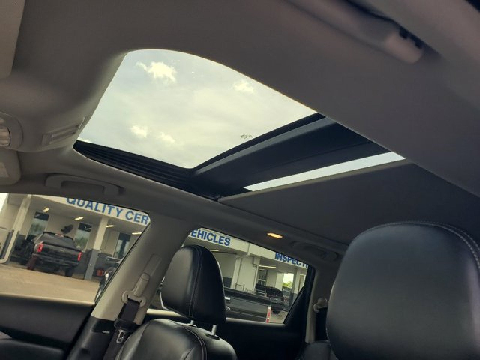Used 2023 Nissan Murano SL w/ SL Moonroof Package FWD image 12