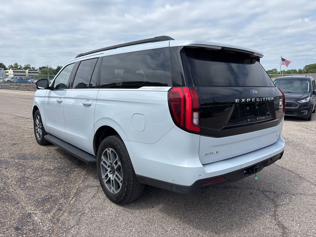 Certified 2025 Ford Expedition Max Active AWD/4WD image 5