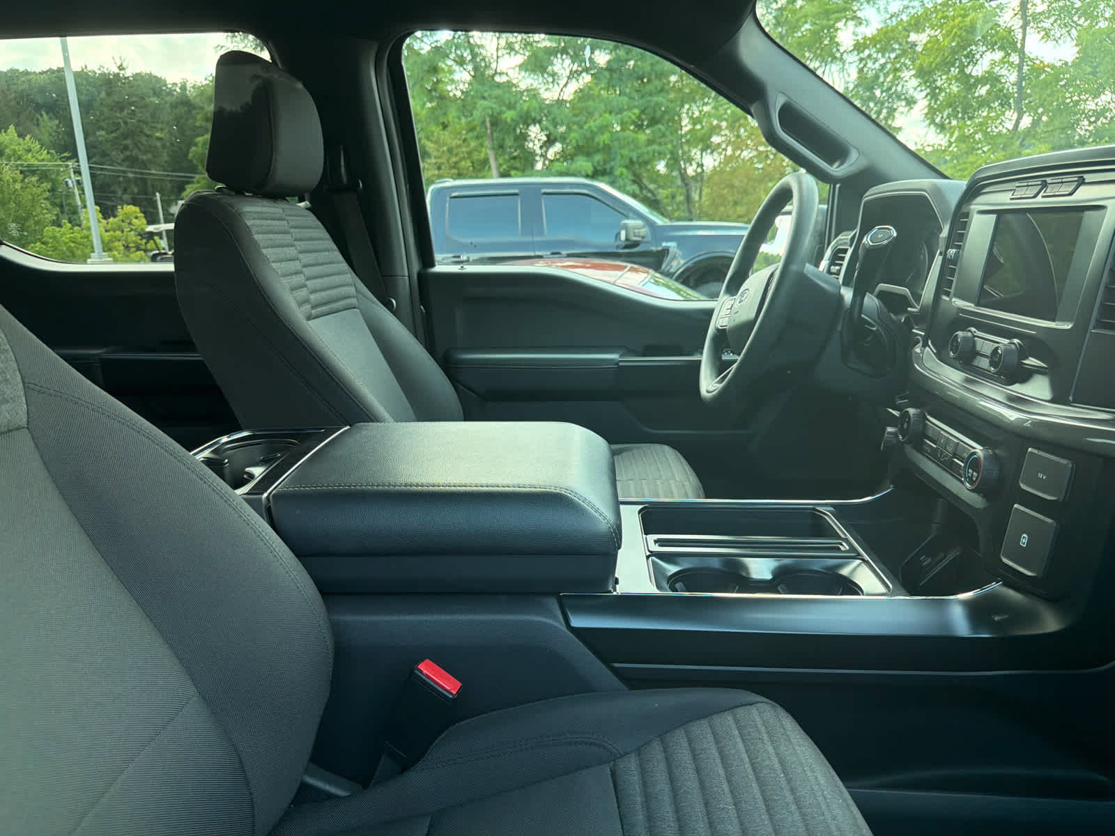 Certified 2023 Ford F150 4x4 SuperCrew image 4