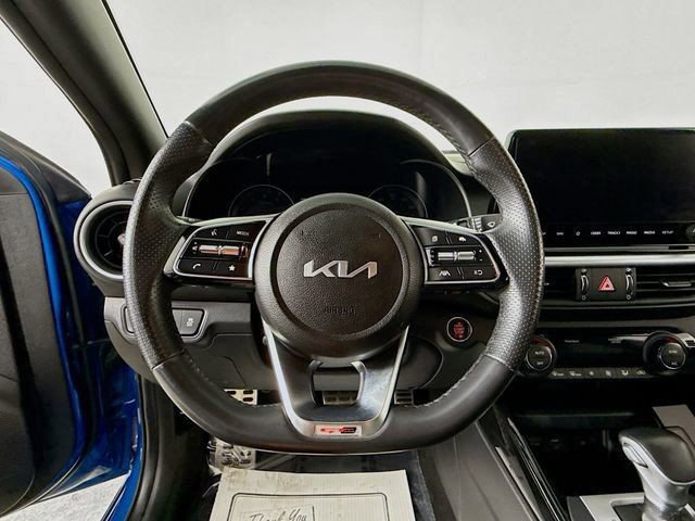 Used 2023 Kia Forte GT-Line image 11