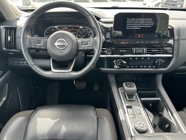 Used 2023 Nissan Pathfinder SL w/ SL Premium Package AWD/4WD image 15