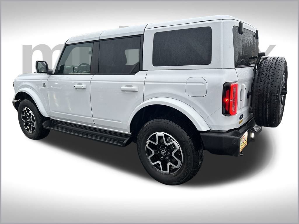 Certified 2025 Ford Bronco Outer Banks image 11