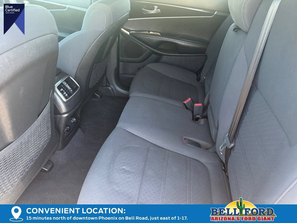 Used 2019 Kia Sorento FWD image 14