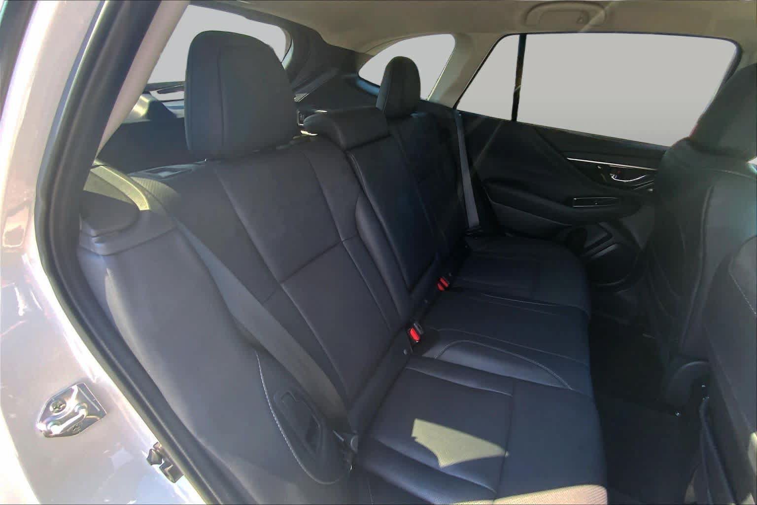 Used 2024 Subaru Outback Limited AWD/4WD image 19