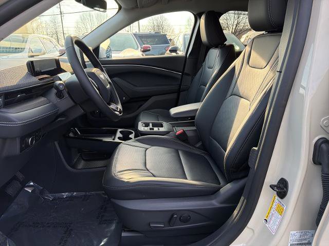 Certified 2025 Ford Mustang Mach-E Premium image 15