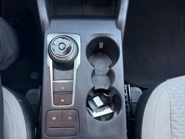 Certified 2022 Ford Escape SE w/ SE Sport Appearance Package image 16