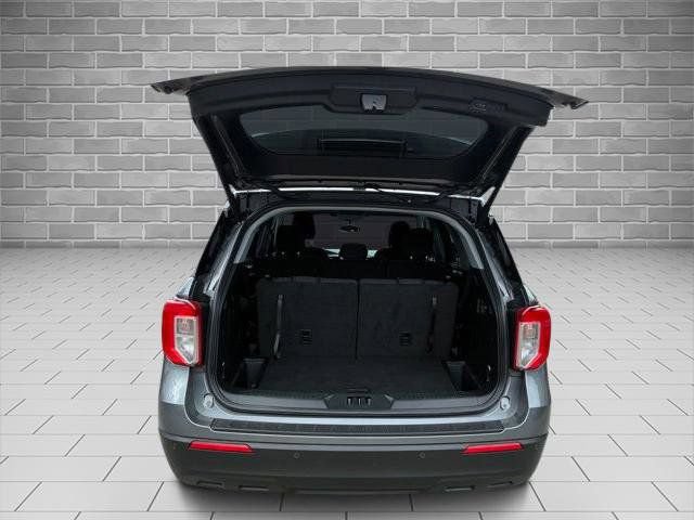 Certified 2023 Ford Explorer XLT AWD/4WD image 9