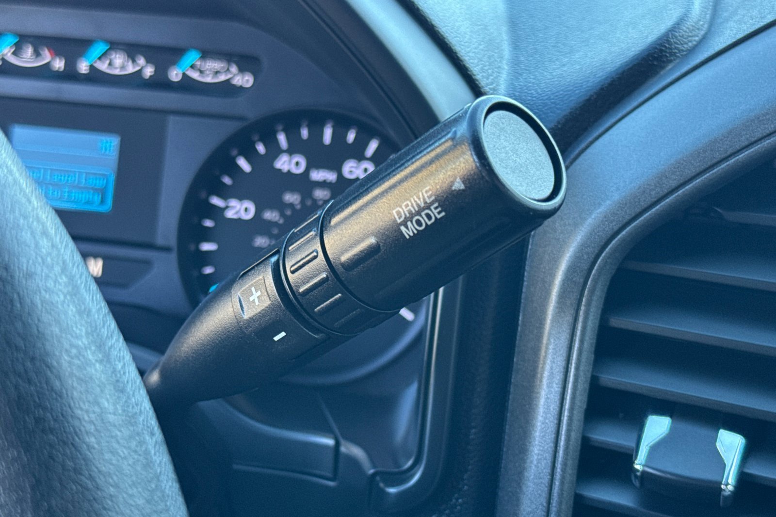 Certified 2020 Ford F550 4x4 Regular Cab Super Duty image 18