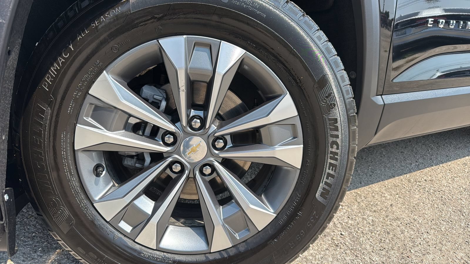 Used 2026 Chevrolet Equinox LT AWD/4WD image 28