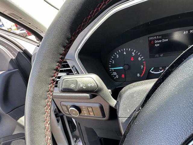 Certified 2022 Ford Escape SEL w/ SEL Stealth AWD Package image 26
