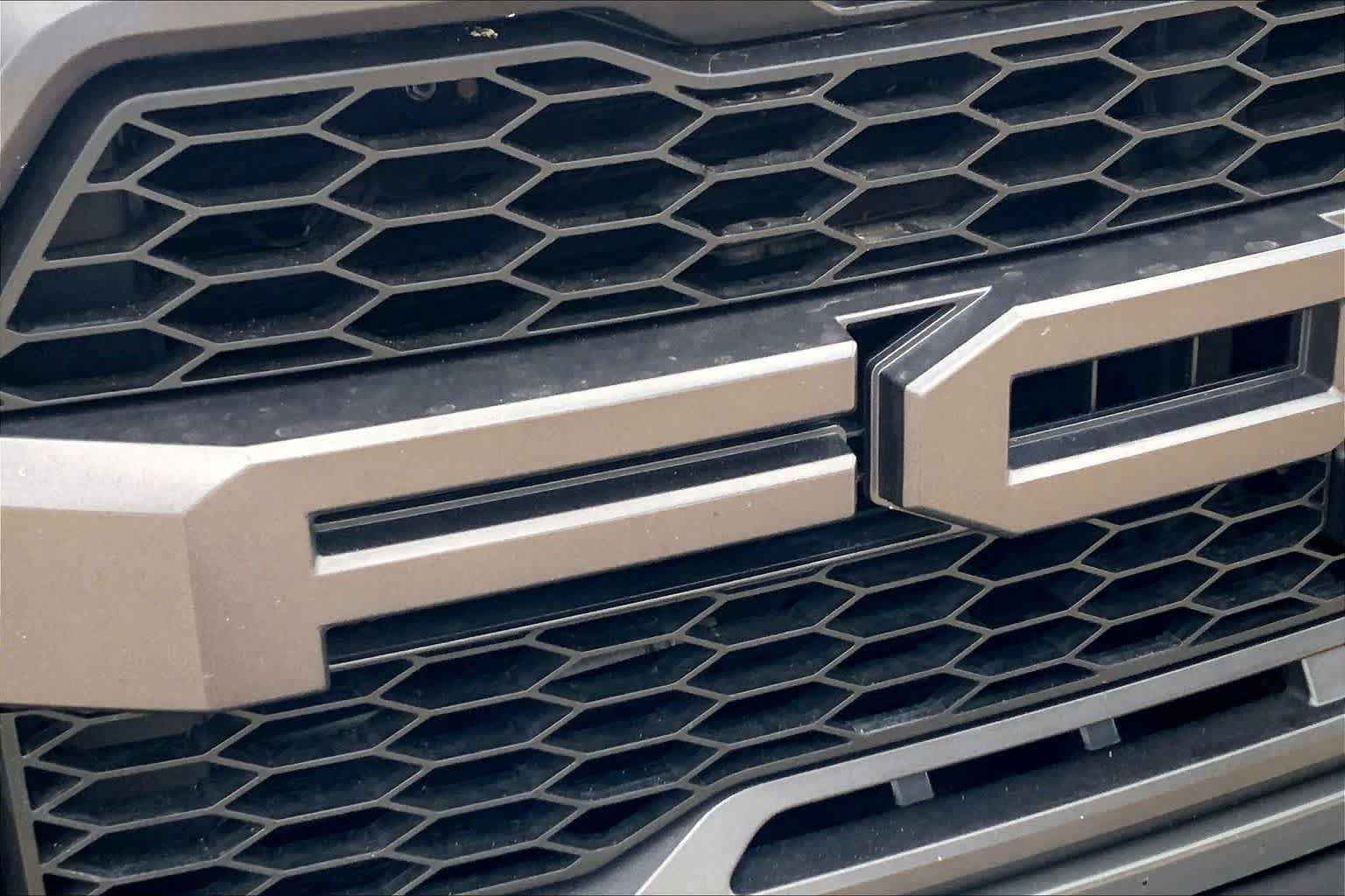 Certified 2020 Ford F150 Raptor w/ Equipment Group 802A Luxury AWD/4WD image 33