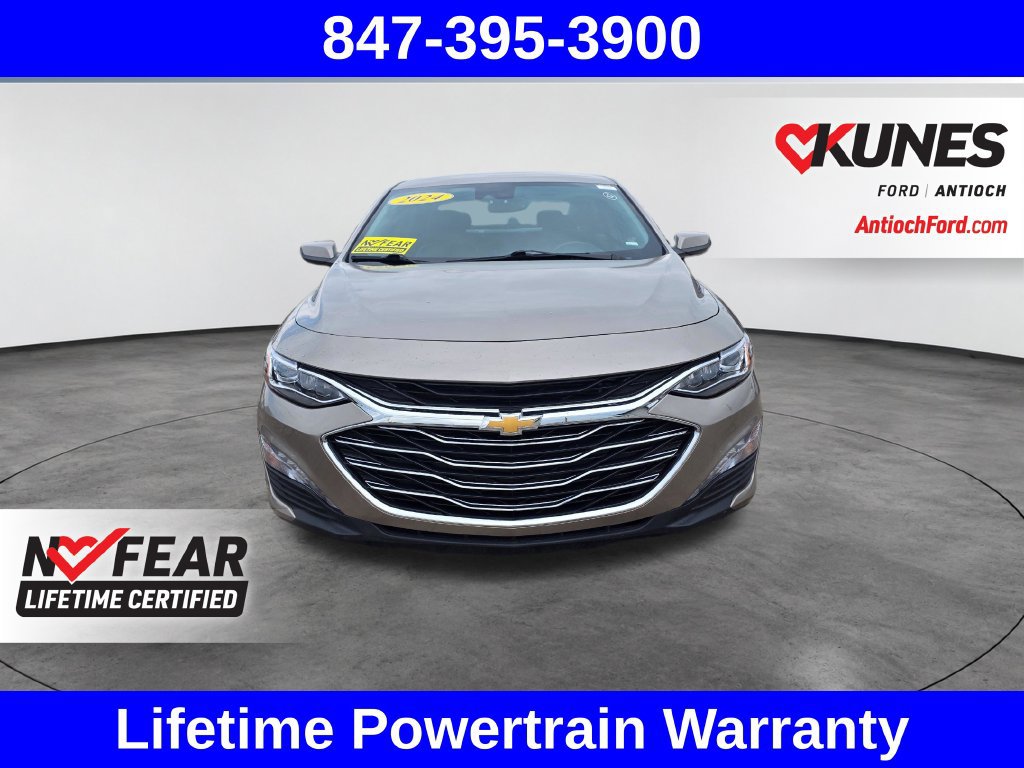 Used 2024 Chevrolet Malibu LT FWD image 2
