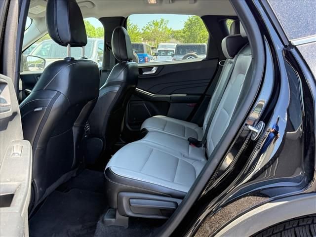 Certified 2023 Ford Escape Platinum AWD/4WD image 13