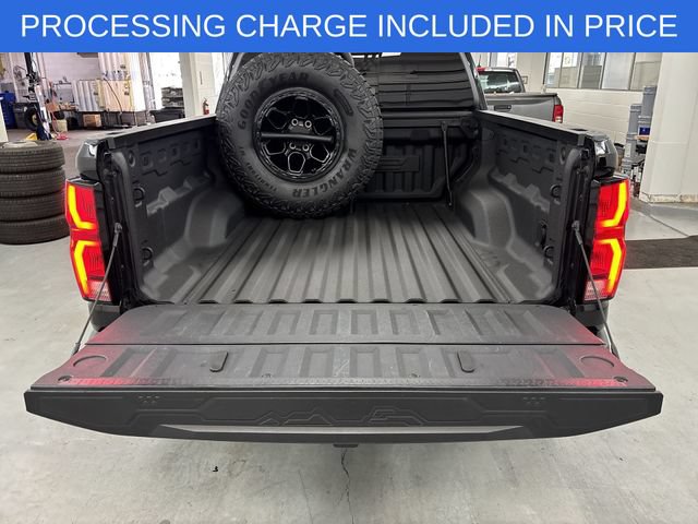 Used 2024 Chevrolet Colorado ZR2 w/ ZR2 Bison Edition AWD/4WD image 13