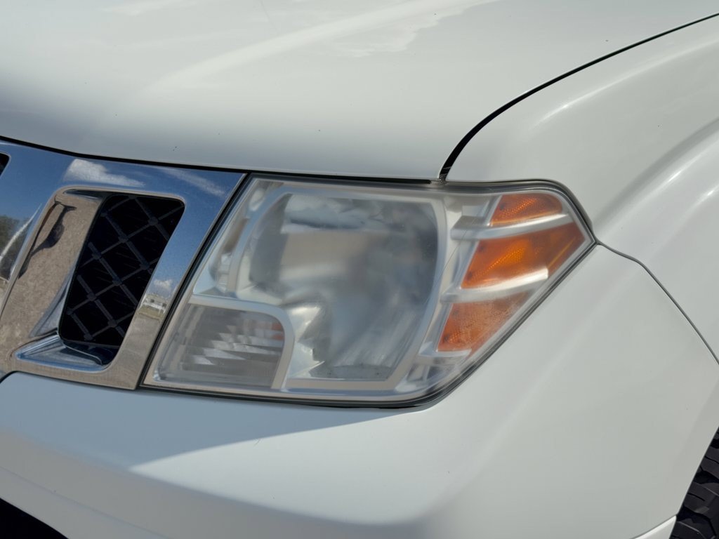 Used 2019 Nissan Frontier SV RWD image 12