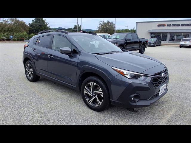 Used 2024 Subaru Crosstrek 2.0i Premium AWD/4WD image 2