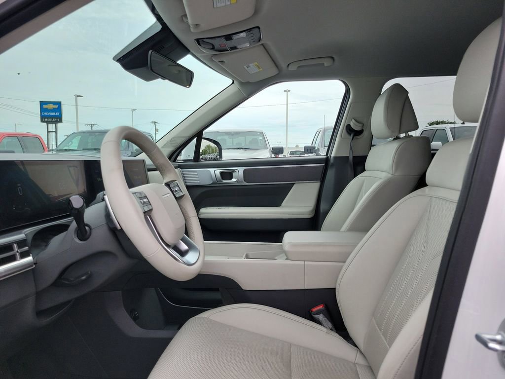 Used 2025 Hyundai Santa Fe SEL AWD/4WD image 18