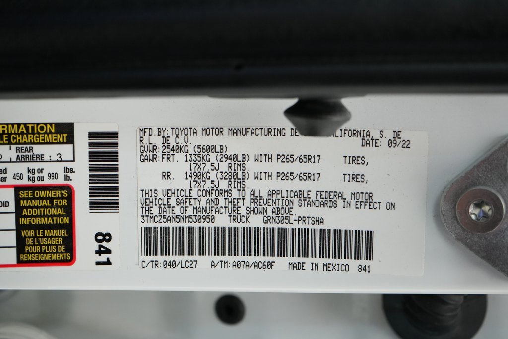 Used 2022 Toyota Tacoma TRD Sport image 25