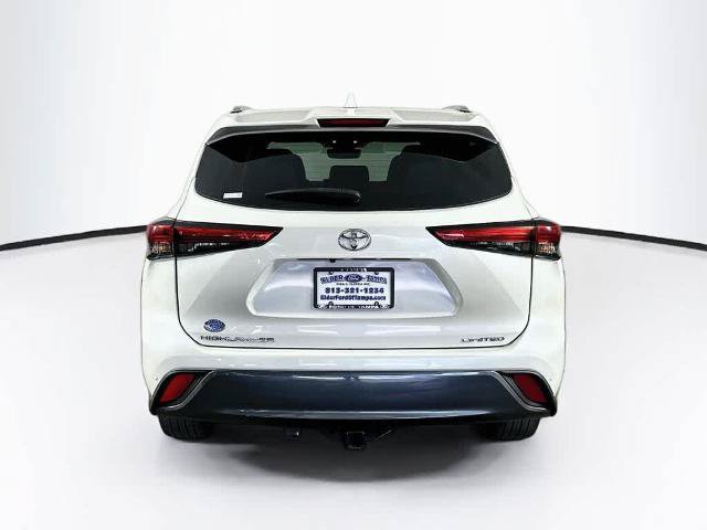 Used 2021 Toyota Highlander Limited FWD image 5