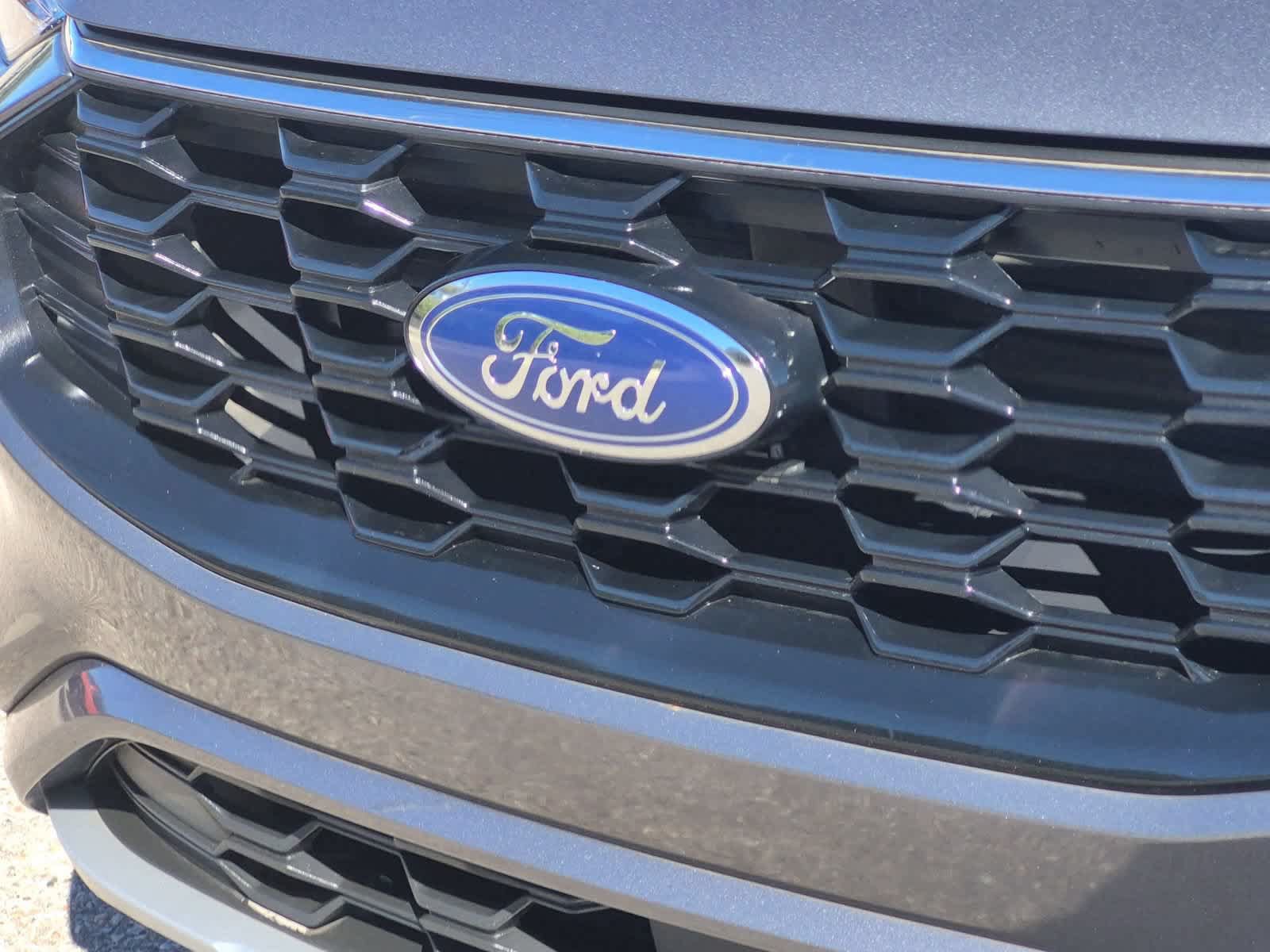 Certified 2023 Ford Escape ST-Line w/ Tech Pack #1 AWD/4WD image 12