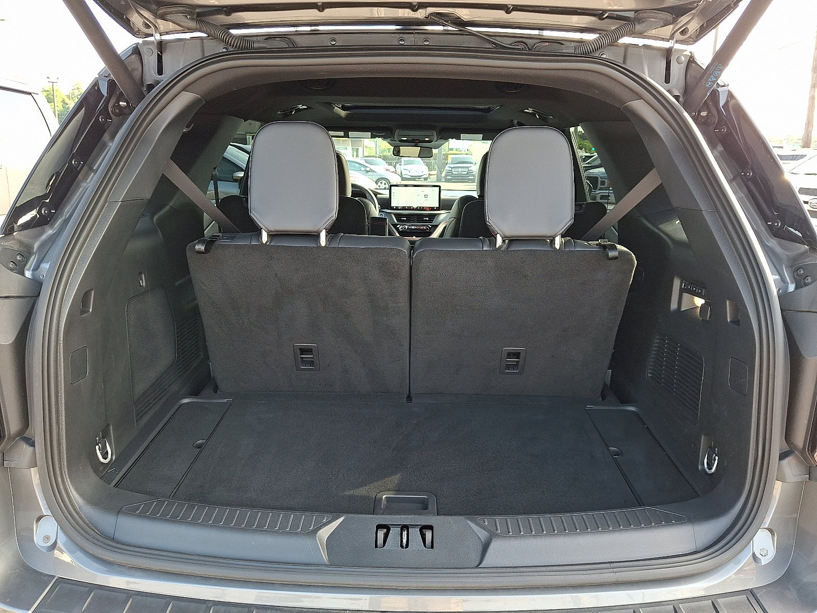 Certified 2025 Ford Explorer ST w/ Sun And Sound Package AWD/4WD image 28