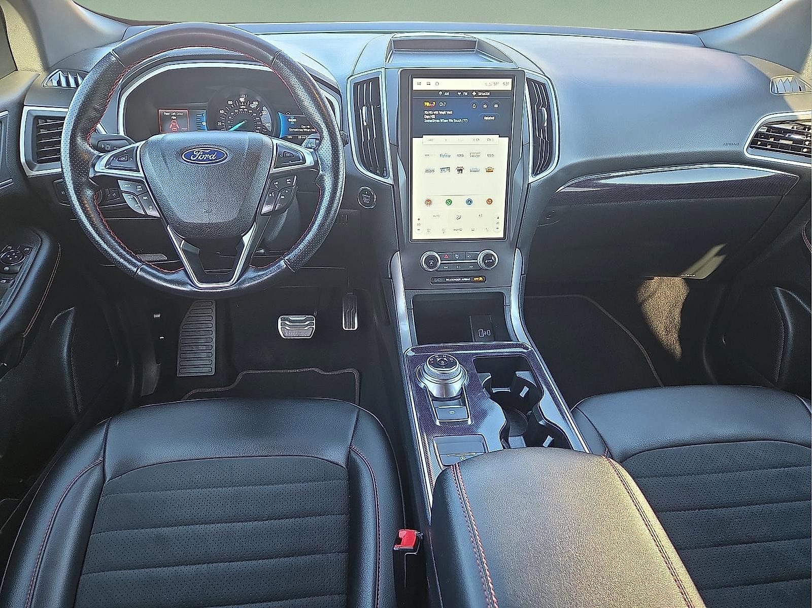 Certified 2021 Ford Edge ST-Line image 11