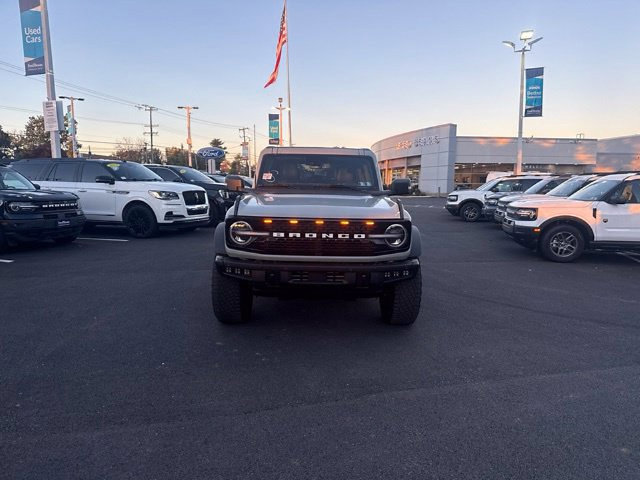 Certified 2023 Ford Bronco Wildtrak AWD/4WD image 2