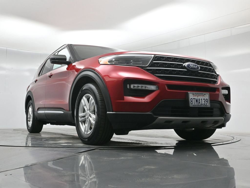 Certified 2021 Ford Explorer XLT image 5