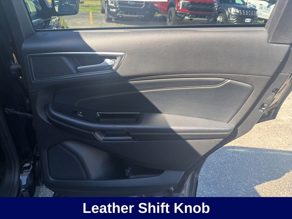 Certified 2018 Ford Edge Titanium AWD/4WD image 23