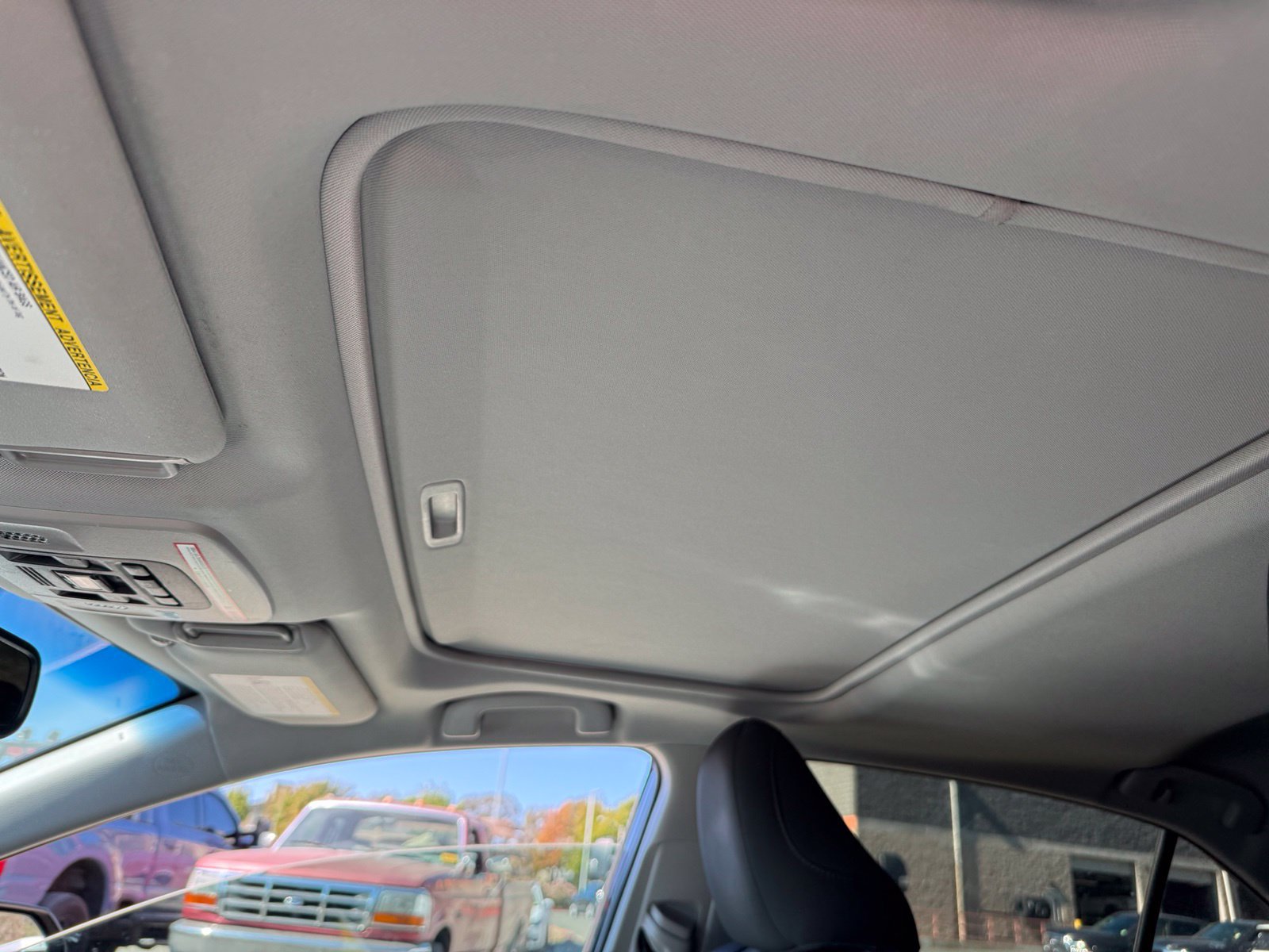 Used 2019 Toyota Camry LE w/ Audio Package FWD image 11