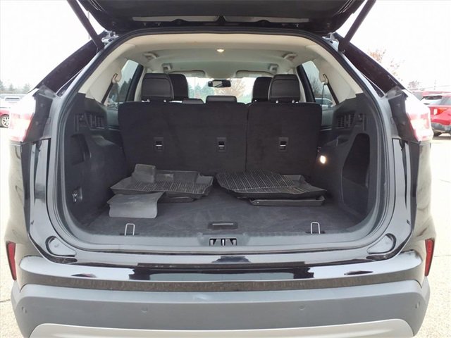 Certified 2024 Ford Edge SEL w/ Convenience Package image 9