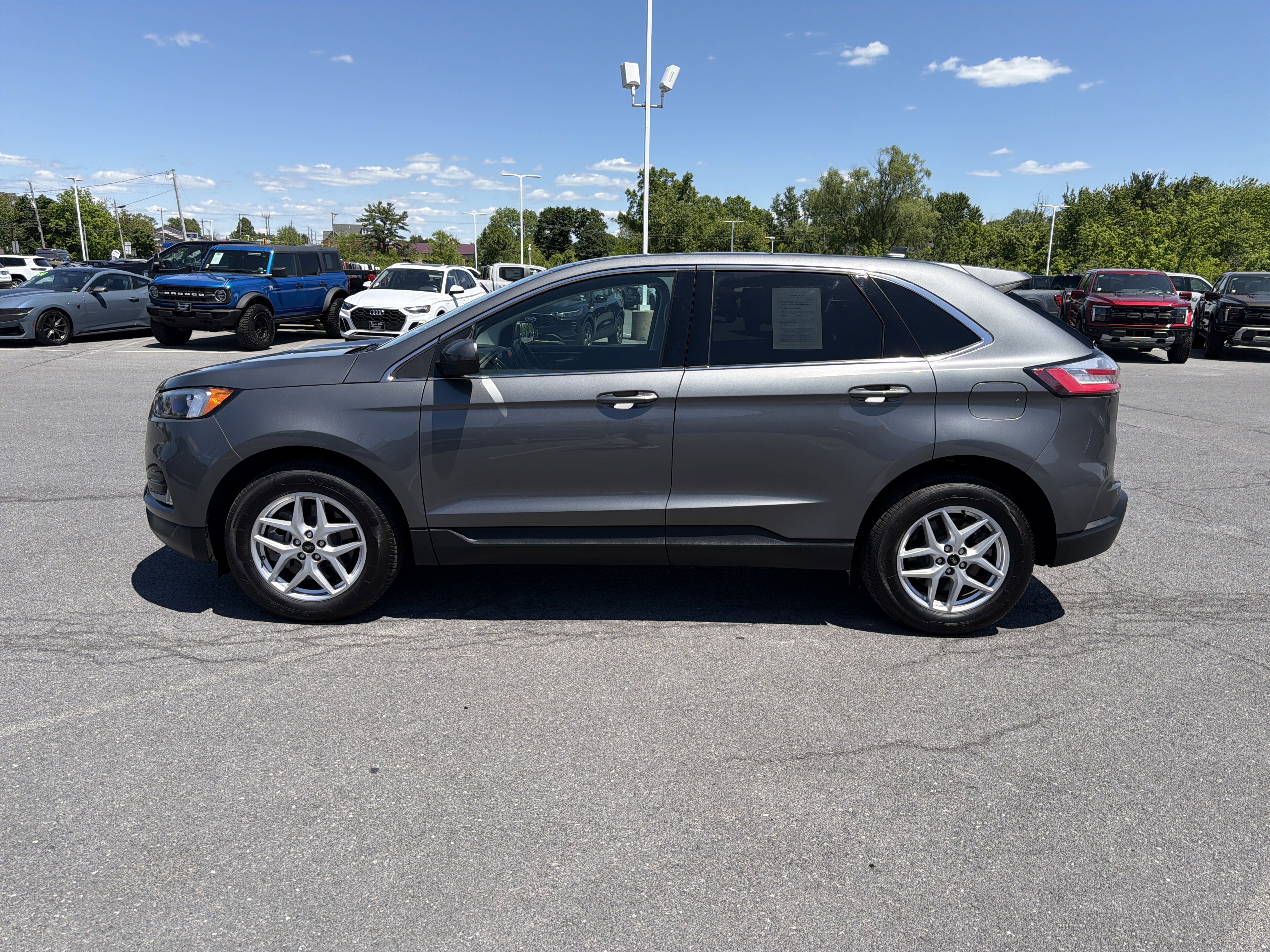 Certified 2023 Ford Edge SEL w/ Convenience Package AWD/4WD image 7