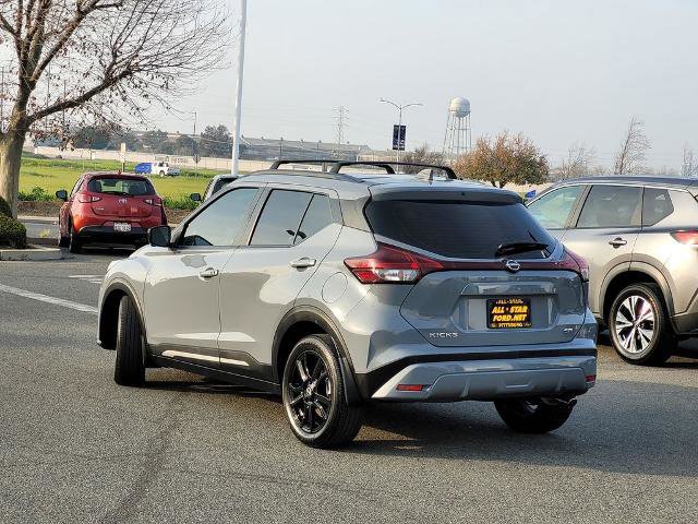 Used 2023 Nissan Kicks SR w/ Exterior Package image 3