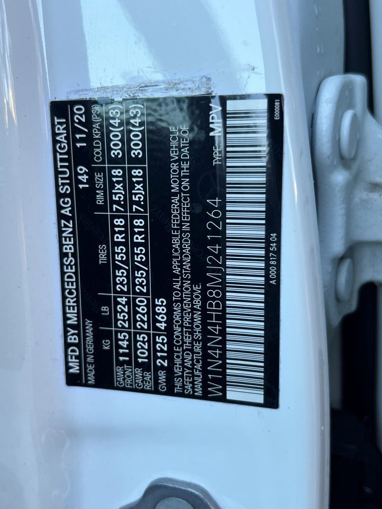 Used 2021 Mercedes-Benz GLA 250 4MATIC w/ Premium Package image 32