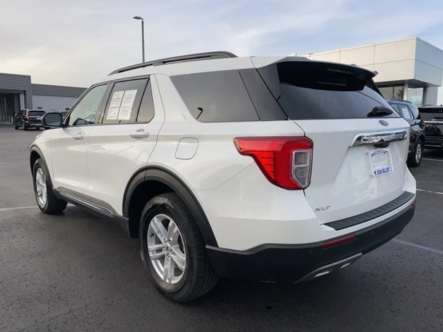 Certified 2022 Ford Explorer XLT w/ Equipment Group 202A image 5