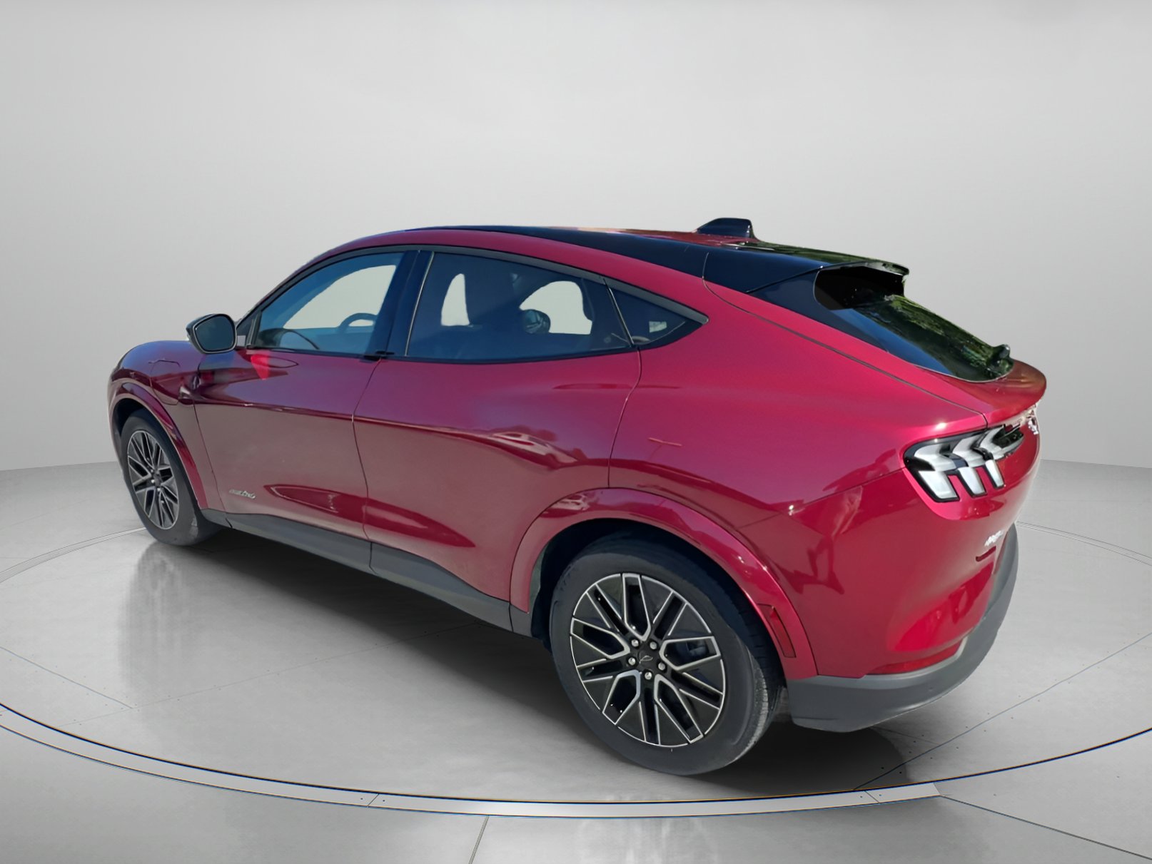 Certified 2025 Ford Mustang Mach-E Premium AWD/4WD image 21