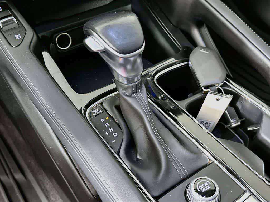 Used 2024 Kia Telluride EX w/ EX Captain's Chair Package FWD image 18
