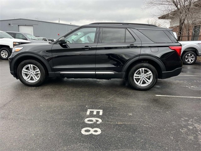 Certified 2023 Ford Explorer XLT image 6