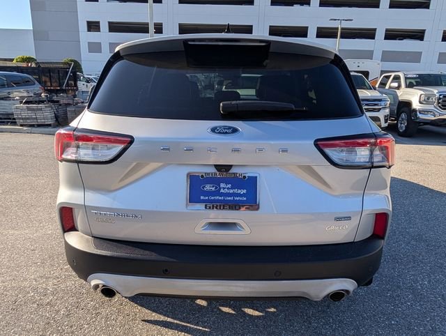 Certified 2020 Ford Escape Titanium image 3